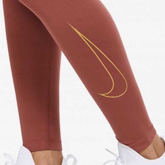Nike Preloved Terracotta/Rust Leggings - Picture 2 of 6